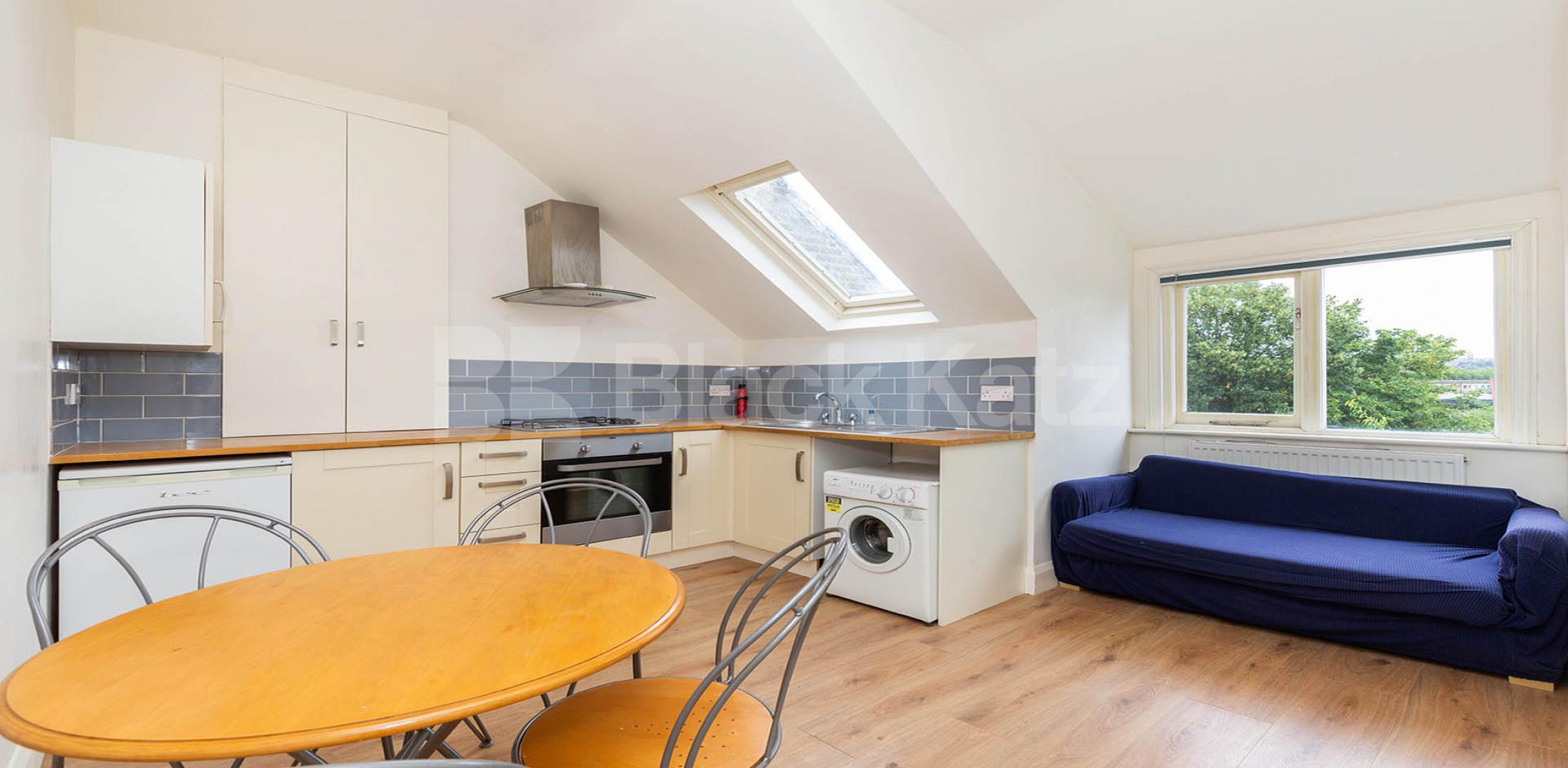 			1 Bedroom, 1 bath, 1 reception Flat			 Hillfield Avenue, Crouch End